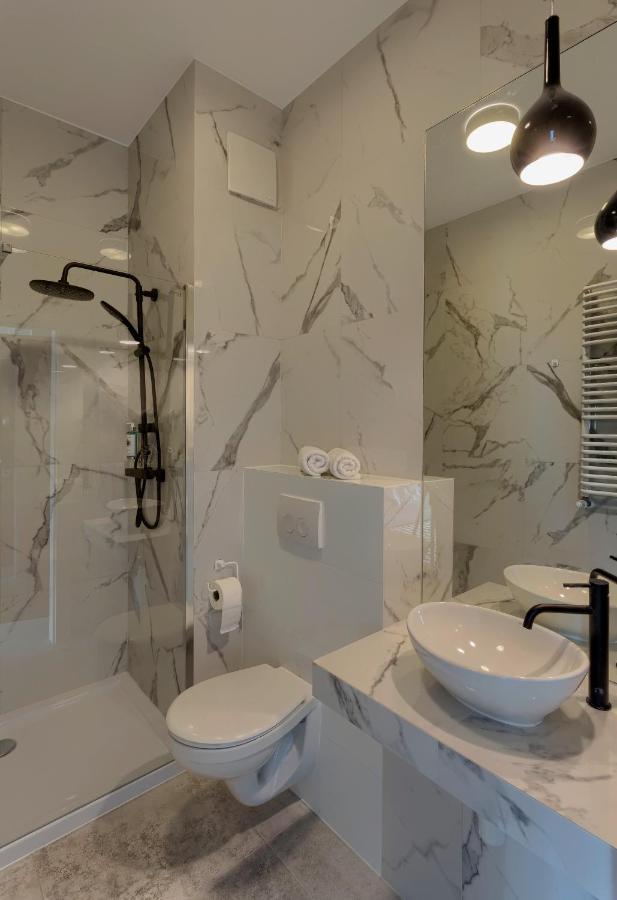 Apartamenty Prymasa Residence Warschau Buitenkant foto